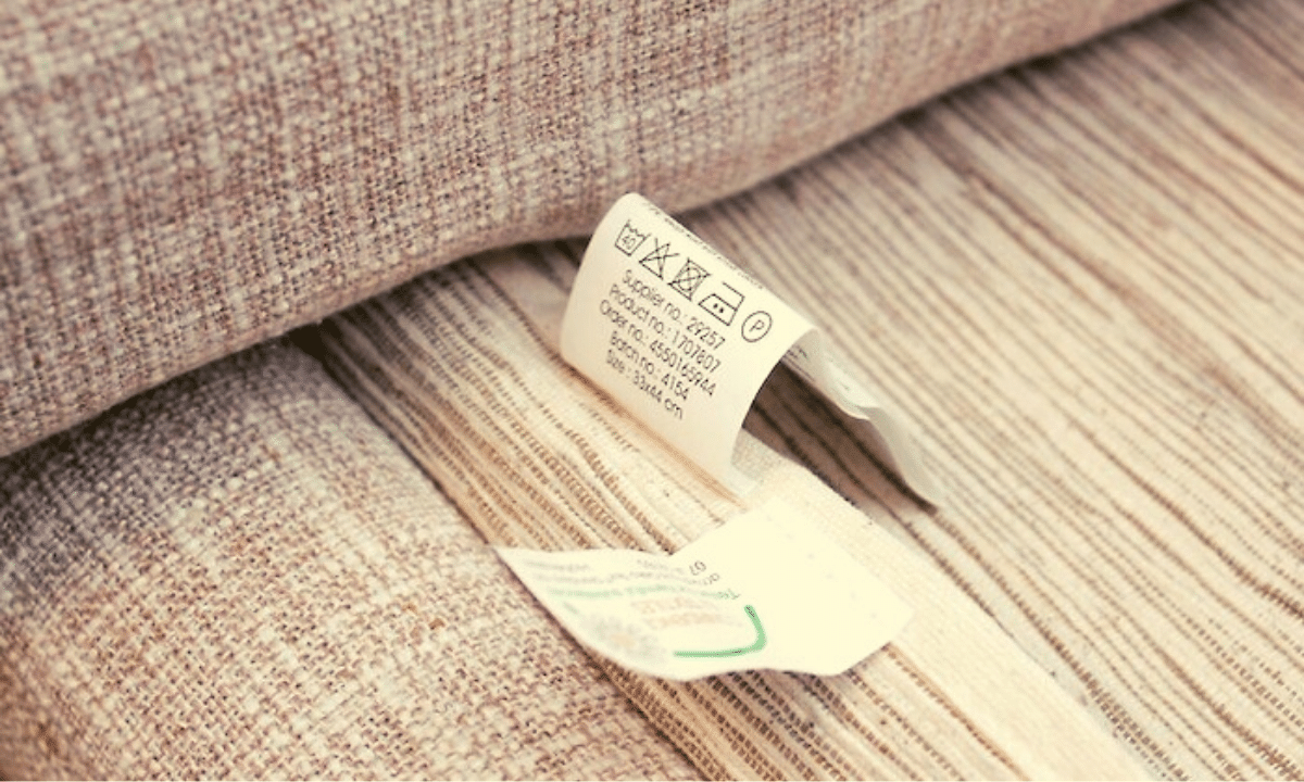 Location of the tag with the couch's cleaning code.